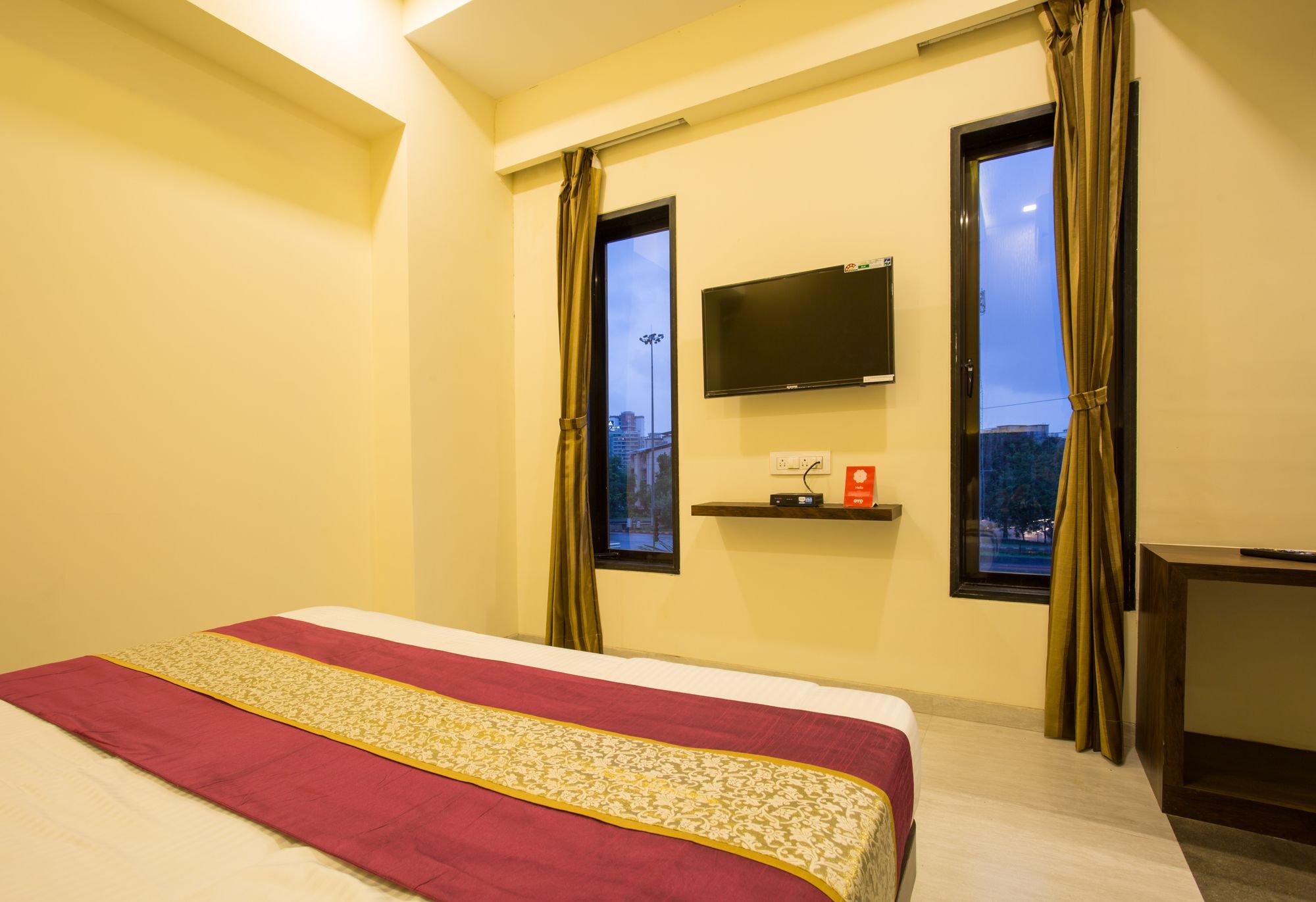 Oyo 7156 Hill View Residency Hotel Navi Mumbai Eksteriør billede
