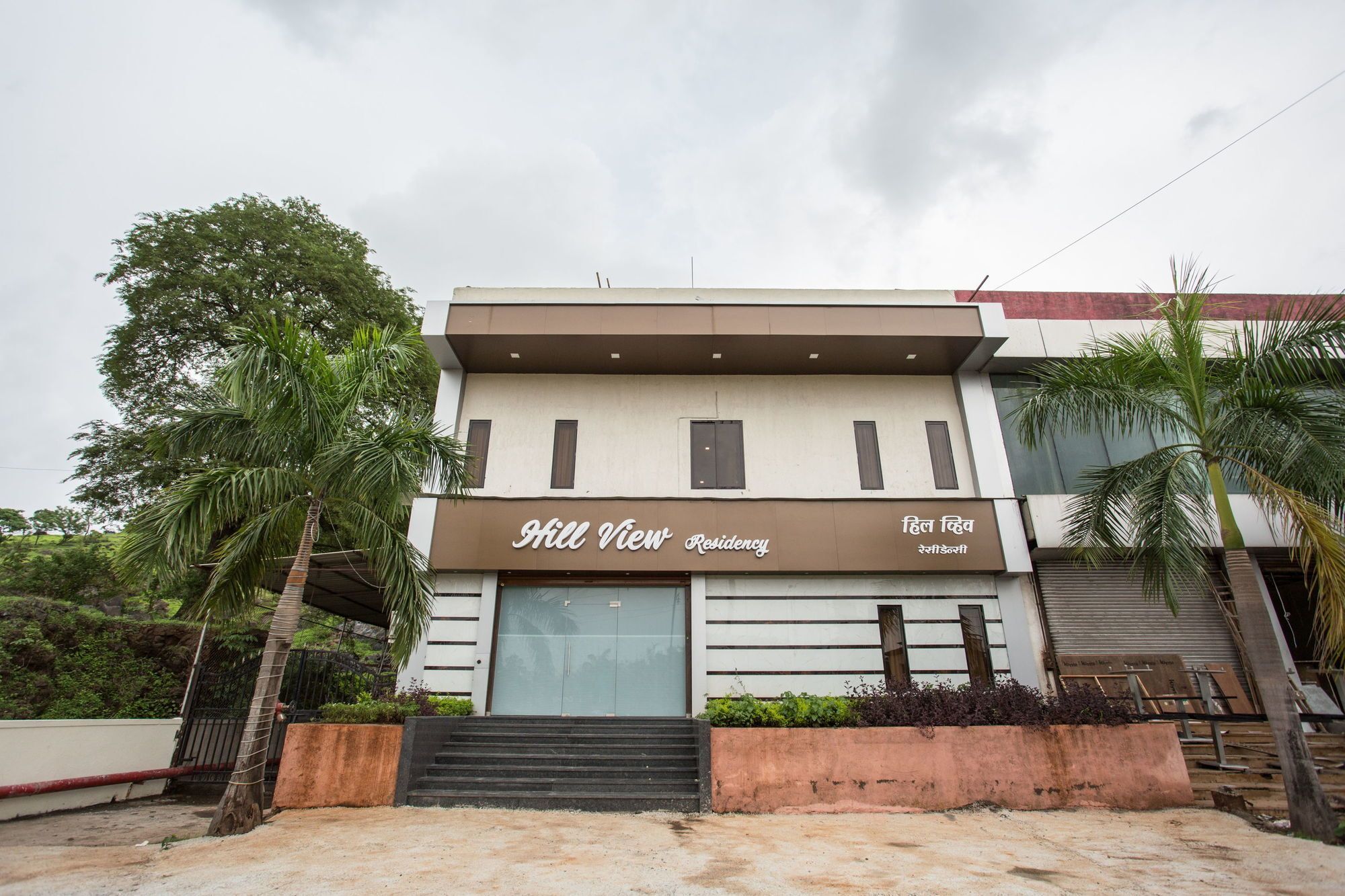 Oyo 7156 Hill View Residency Hotel Navi Mumbai Eksteriør billede